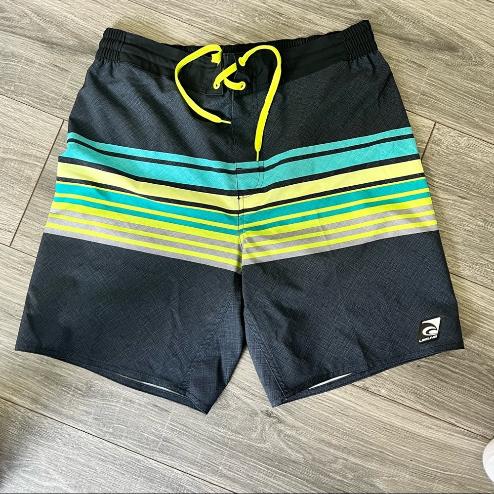 Men’s swim trunks